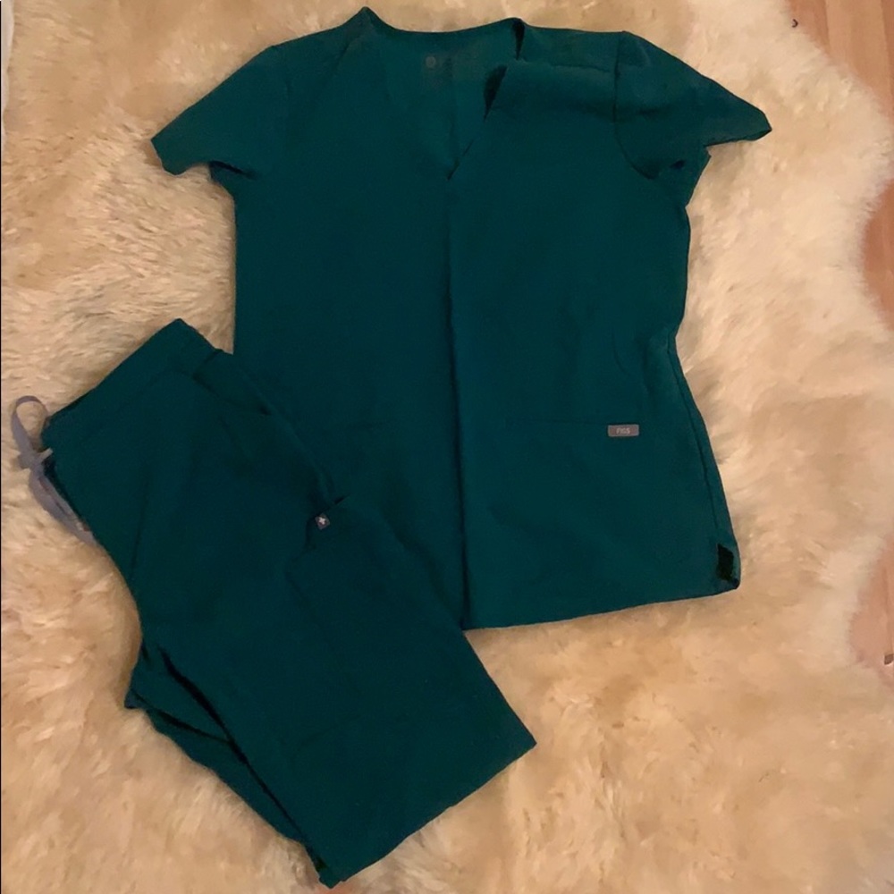 Figs Hunter Green Figs XS Top ONLY